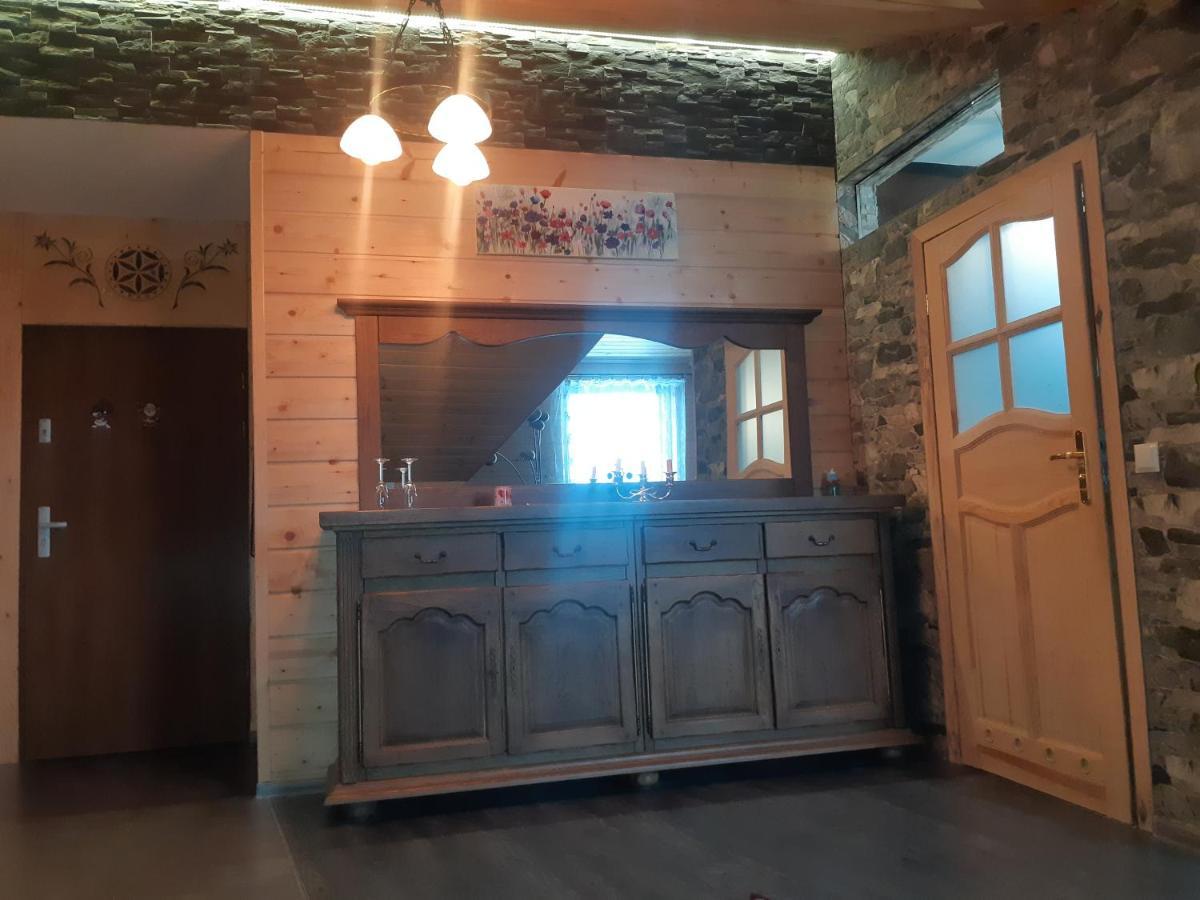 Apartamenty I Pokoje Goscinne Nowita Закопане Екстер'єр фото